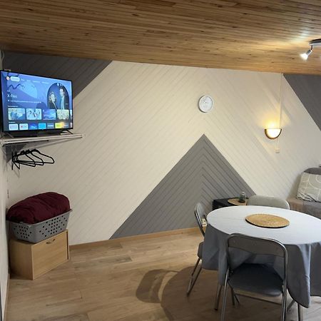 Appartamento Au Bouquet Troyen - Wifi - Calme Et Tranquillite Troyes Esterno foto