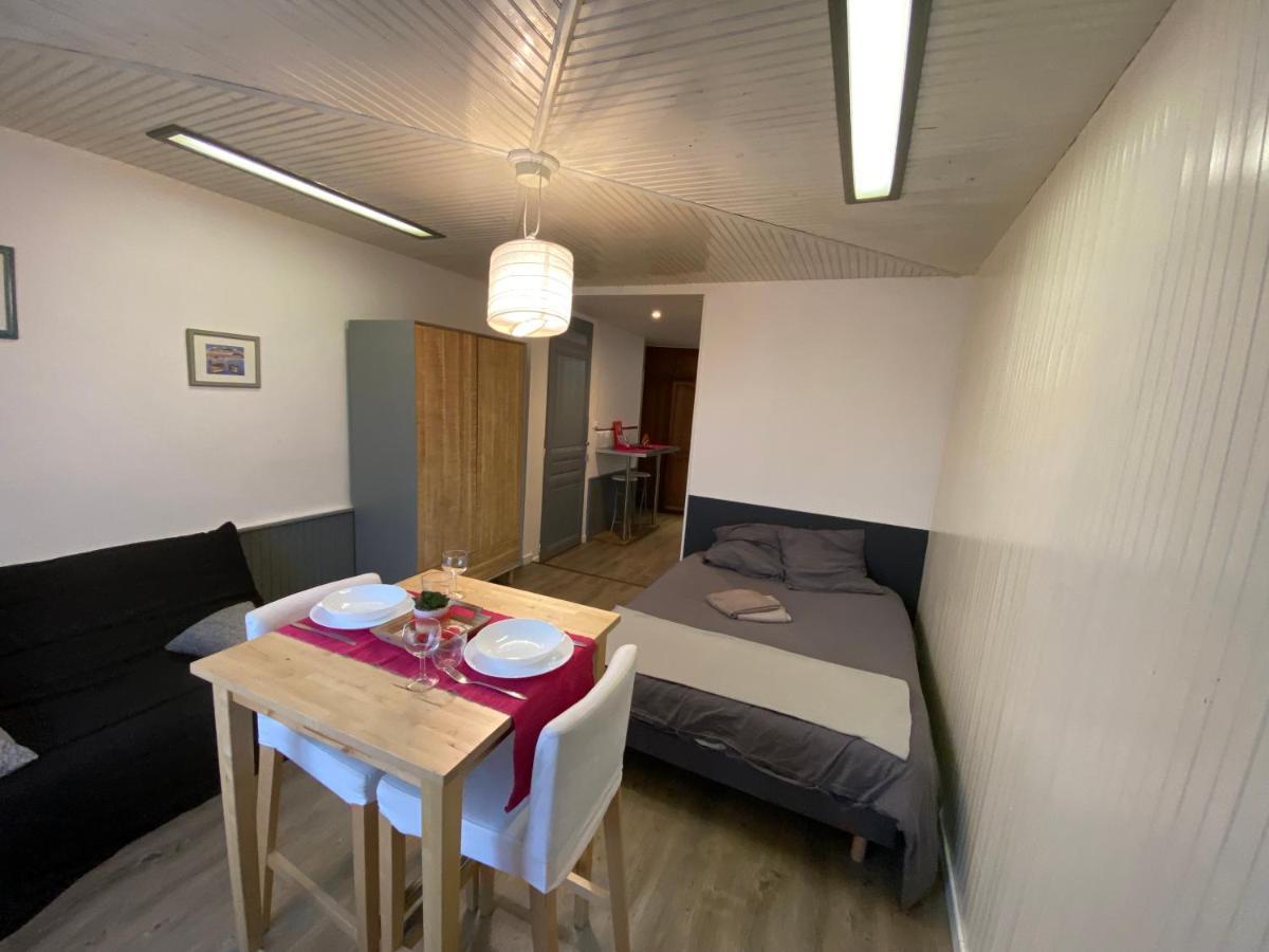 Appartamento Au Bouquet Troyen - Wifi - Calme Et Tranquillite Troyes Esterno foto