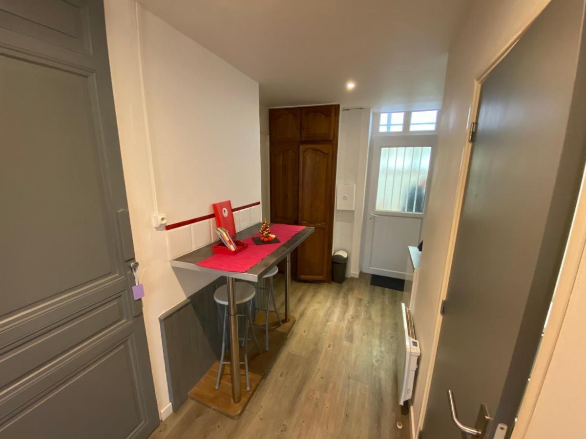 Appartamento Au Bouquet Troyen - Wifi - Calme Et Tranquillite Troyes Esterno foto